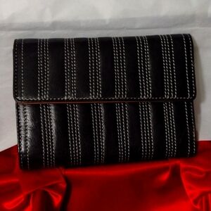 TUSK Upscale Stylish, ITALIAN Leather Wallet 🛍️ NWT